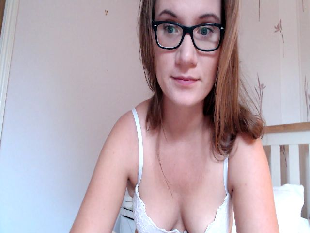 Live sex webcam photo for JennyMFC #268660343