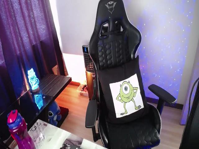 Live sex webcam photo for BiancaMiller #268665450