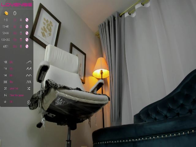 Live sex webcam photo for Ashley_leon_ #268664815