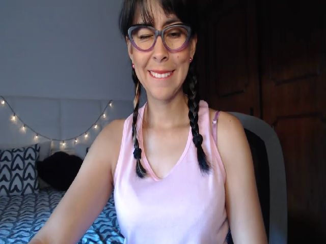 Live sex webcam photo for Evansdani18 #268661733