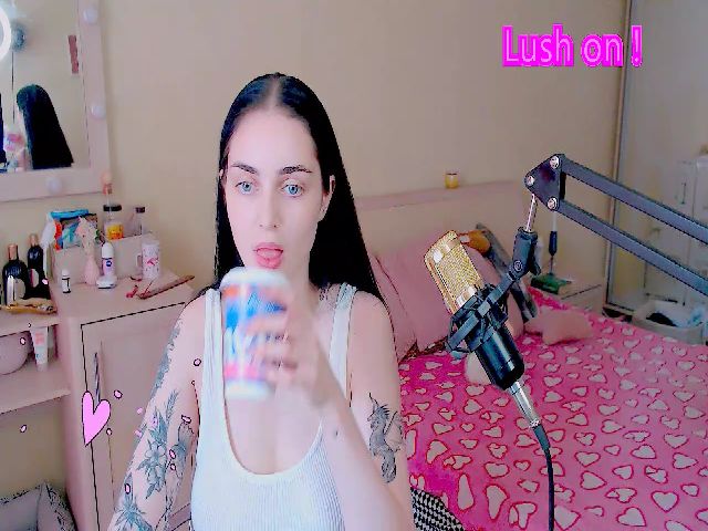 Live sex webcam photo for sunshinebabee #268659298