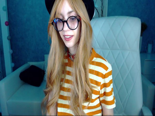 Live sex webcam photo for Shine_Eva #268666513