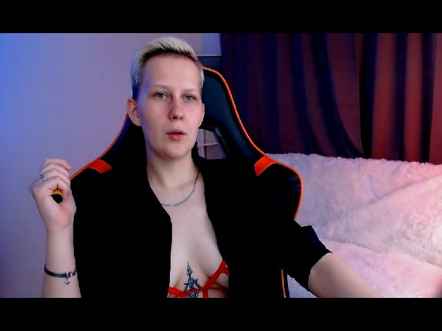 Live sex webcam photo for Oh_daisy #268672842