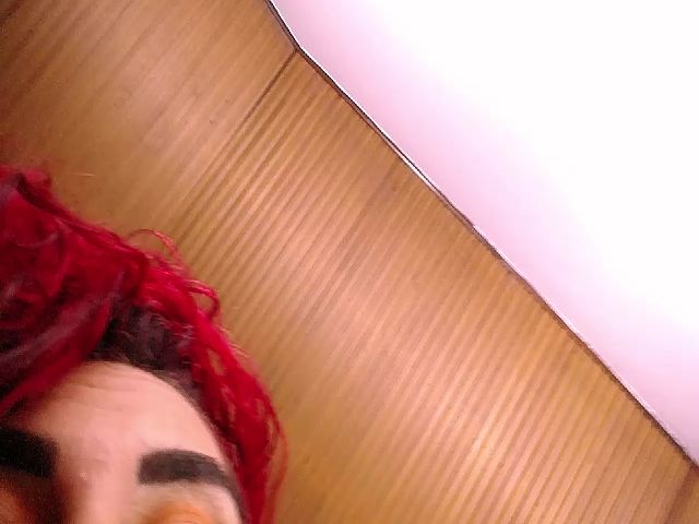 Live sex webcam photo for Cristal_19 #268659179