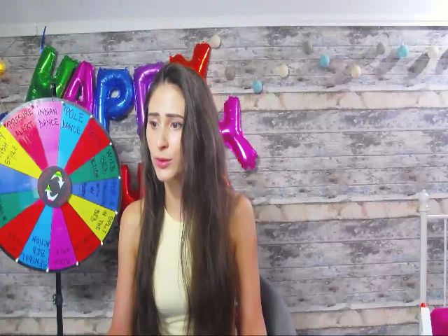 Live sex webcam photo for MaraW #268665227