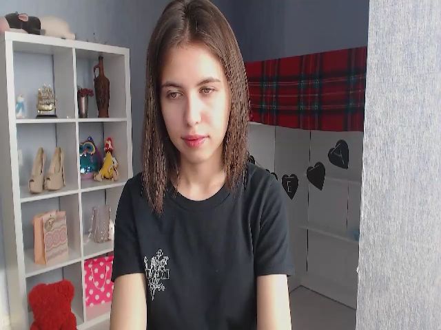 Live sex webcam photo for YourrAngell #268656465