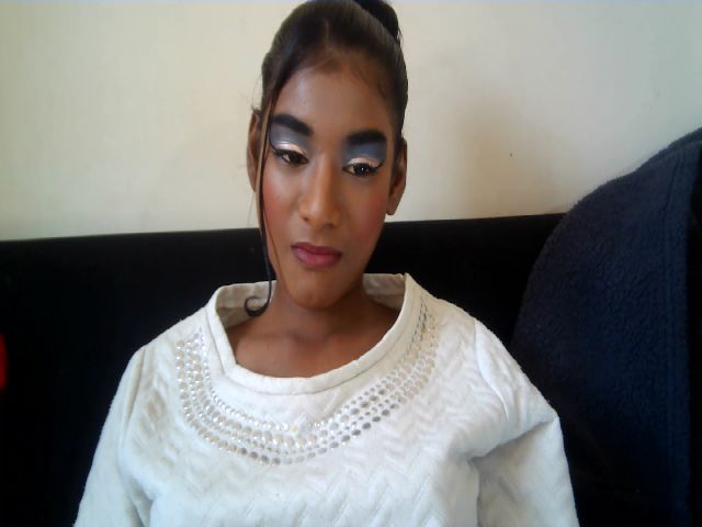 Live sex webcam photo for dirtyrissa69 #268661087