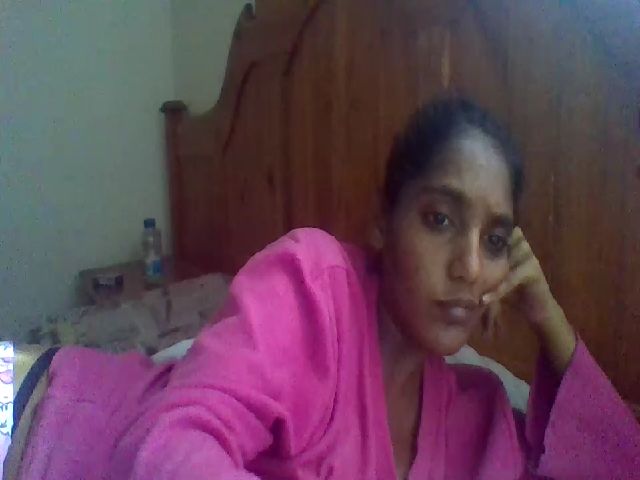 Live sex webcam photo for IndianvixxenX #268661993