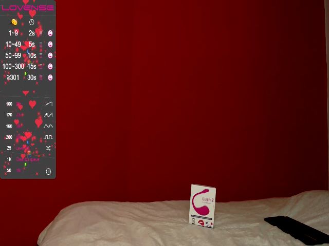 Live sex webcam photo for Klumstars #268655023