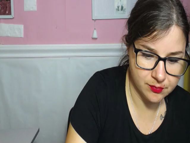 Live sex webcam photo for MonLais #268665563
