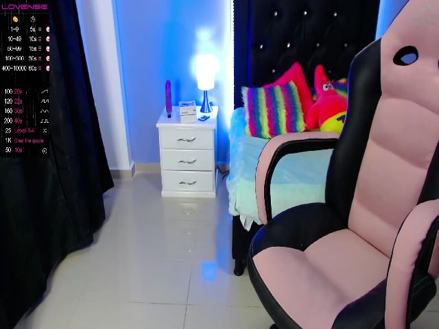 Live sex webcam photo for Prinsex_1215 #268666420