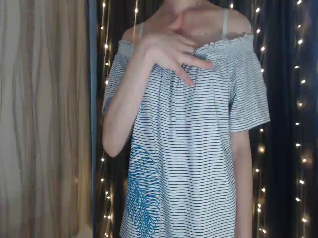 Live sex webcam photo for LiLLi_e #268660880