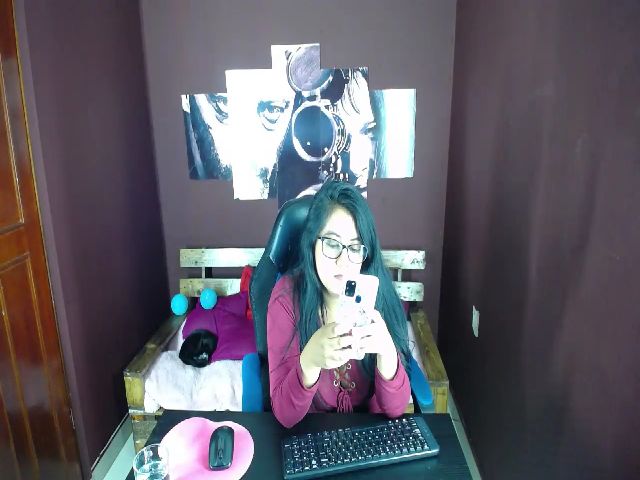 Live sex webcam photo for Hana_cute #268672965