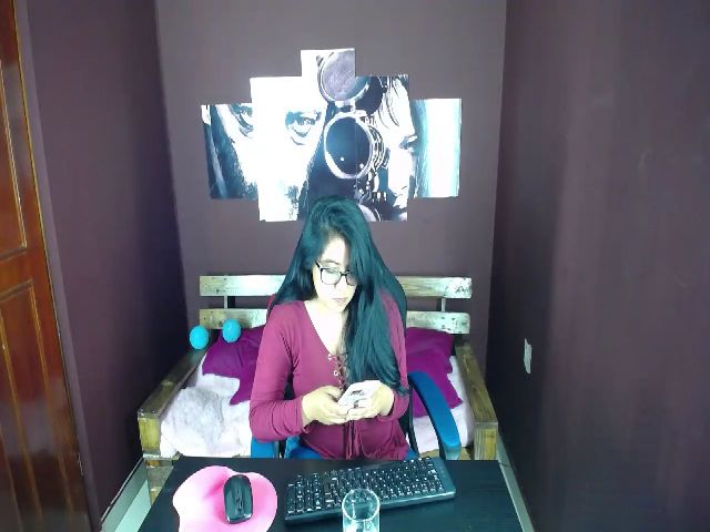 Live sex webcam photo for Hana_cute #268674125