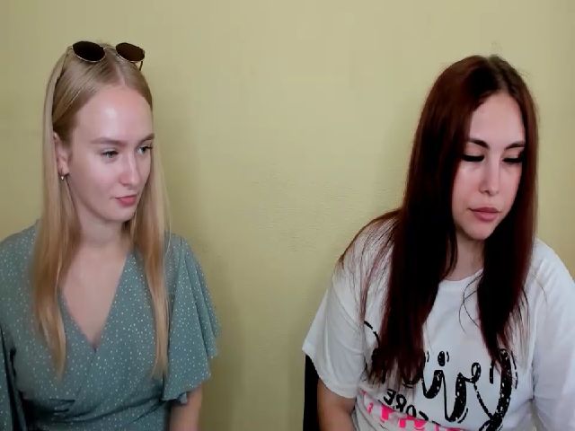 Live sex webcam photo for EmillyWillis #268656951