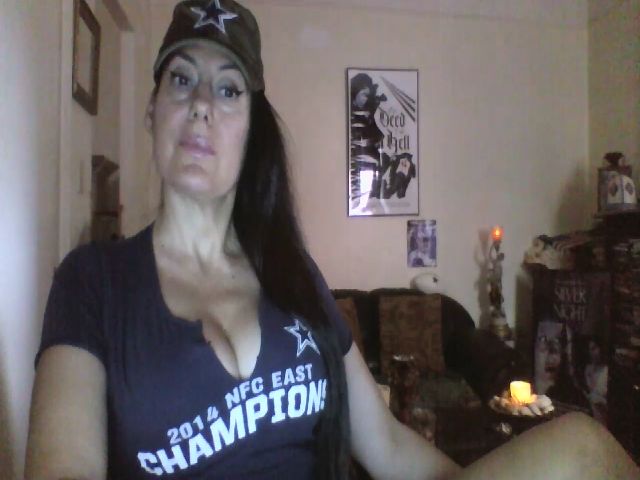 Live sex webcam photo for ExoticMixx #268670153