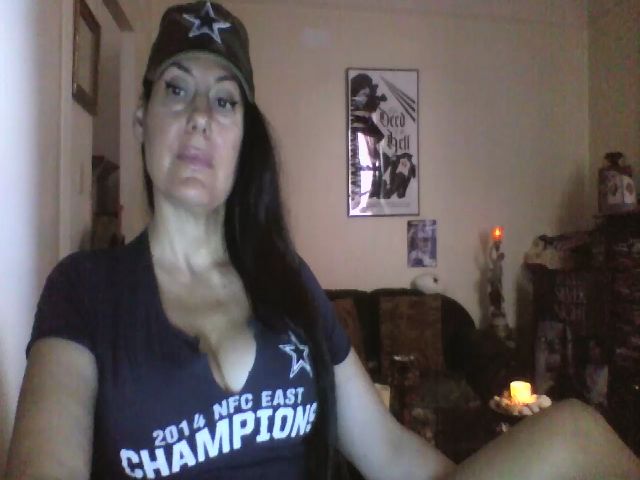 Live sex webcam photo for ExoticMixx #268671564