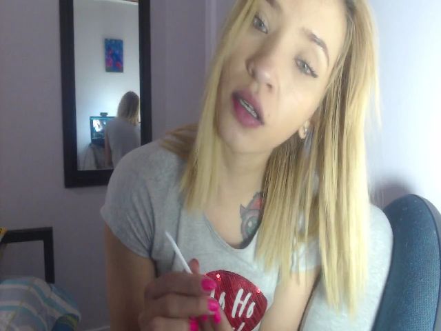 Live sex webcam photo for KellyUnicorn #268658902