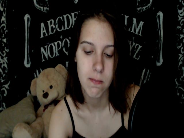 Live sex webcam photo for FoundError404 #268654200