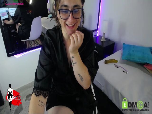 Live sex webcam photo for Lince01 #268657400