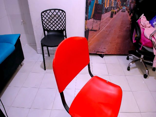Live sex webcam photo for juwel_moom #268654466