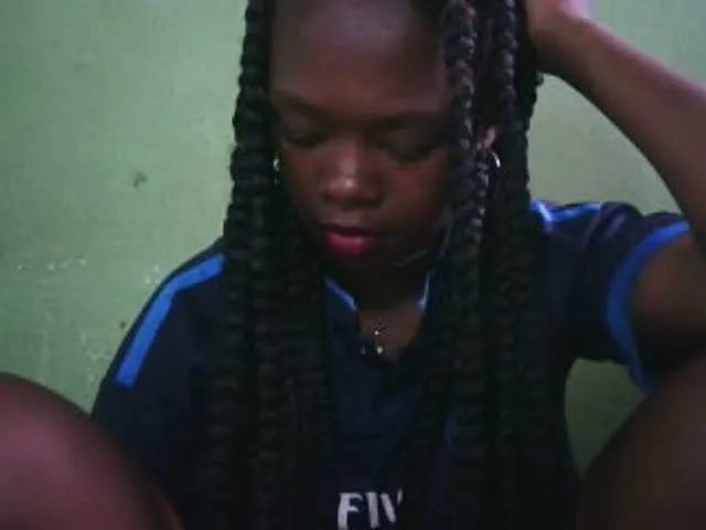 Live sex webcam photo for Errah #268663362