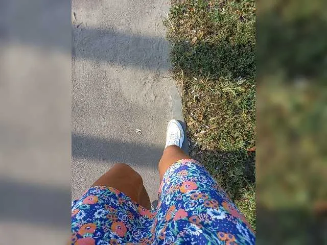 Live sex webcam photo for relishsavor #268685260