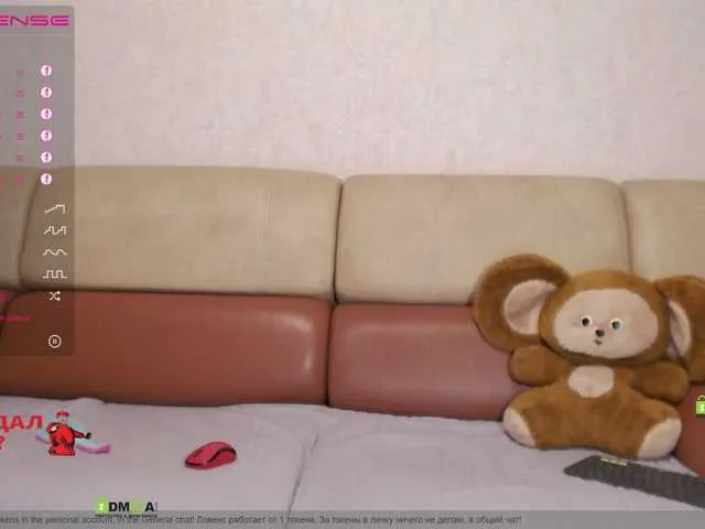 Live sex webcam photo for Girl-Ksenia #268674643