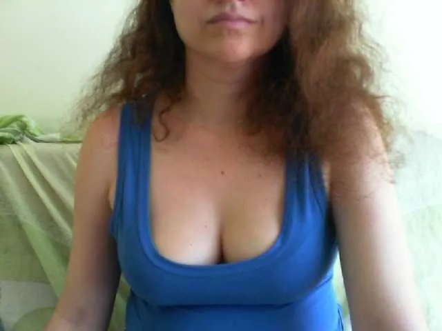 Live sex webcam photo for Colina25 #268686205