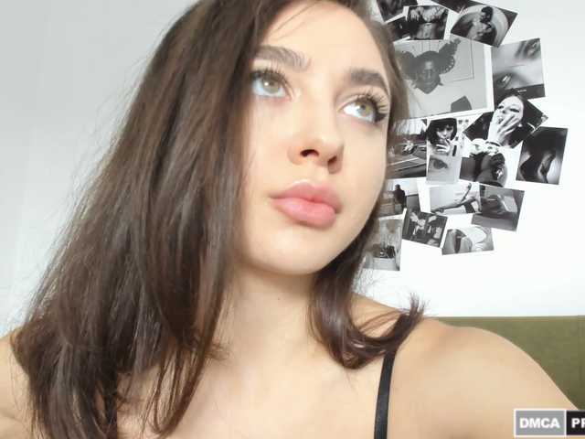 Live sex webcam photo for ElectraSkyler #268685434