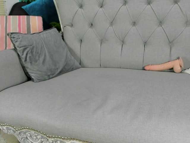 Live sex webcam photo for Pao- #268680758