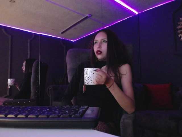 Live sex webcam photo for Cheerryll #287995582