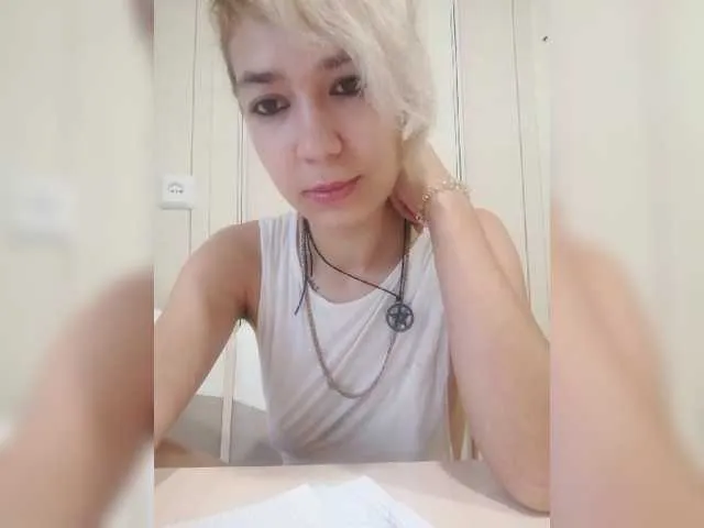 Live sex webcam photo for Anastosia1998 #268680811