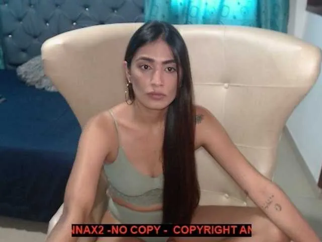 Live sex webcam photo for AnnaX2 #268692770