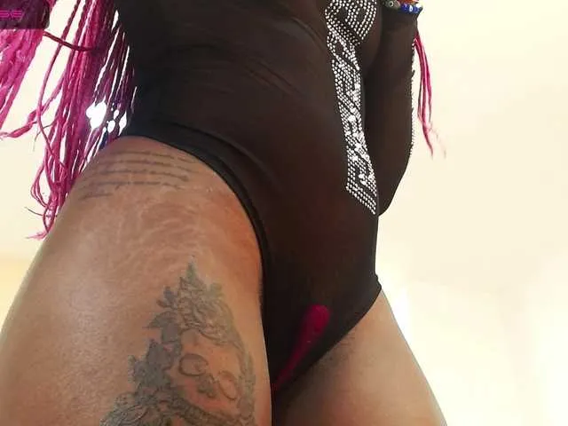 Live sex webcam photo for LanirTahurtt #268681172