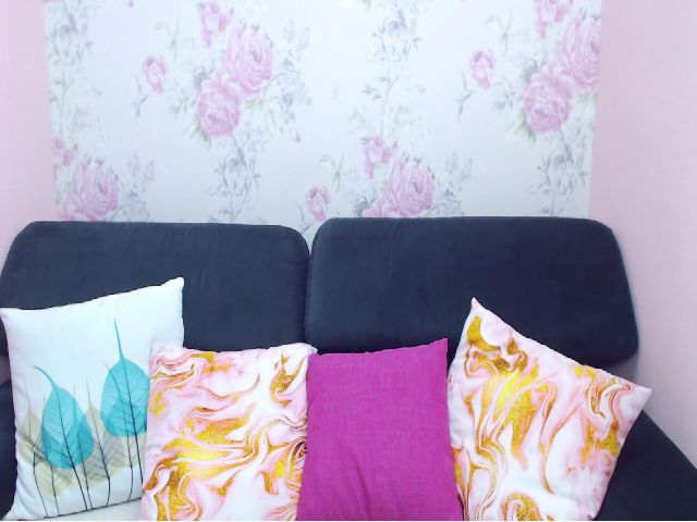 Live sex webcam photo for CleverAlexiss #268679175