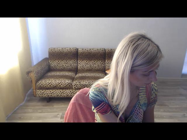 Live sex webcam photo for SexyBeatriice #268683124