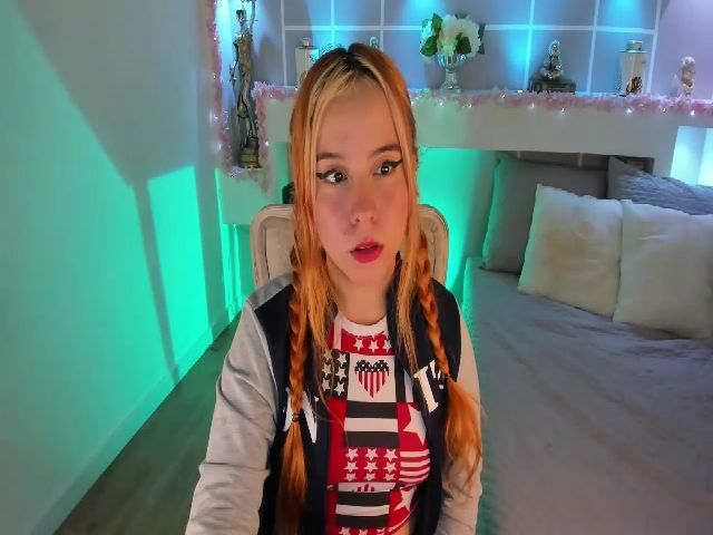 Live sex webcam photo for CiaraWatson #268679939