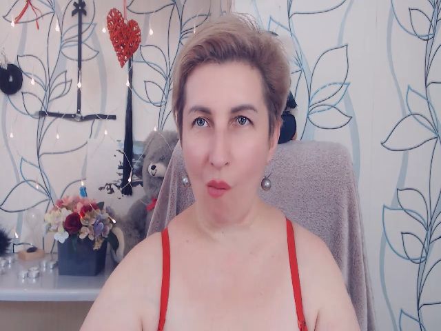 Live sex webcam photo for DepravedMadam #268684574