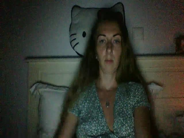 Live sex webcam photo for CheelyWilly #268694825