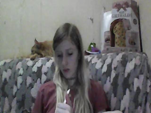 Live sex webcam photo for GuiltyKitty #268696477