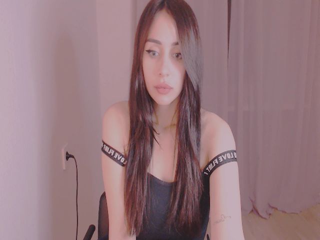 Live sex webcam photo for Vasimy #268695773