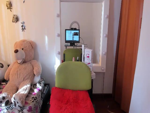 Live sex webcam photo for Candycarolin #268695266