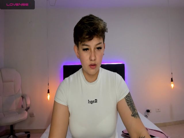 Live sex webcam photo for SalemJimenez #268696809