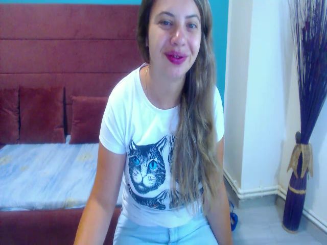 Live sex webcam photo for beautyChiara #268678874