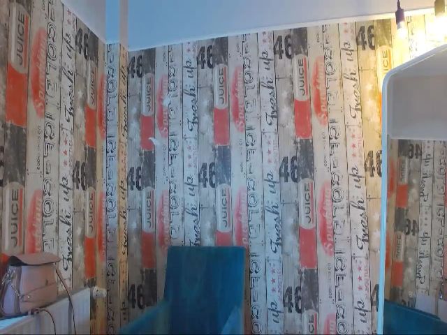 Live sex webcam photo for RubbyKalifha #268679603