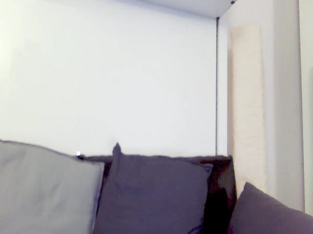 Live sex webcam photo for AngieBaby_77 #268687098