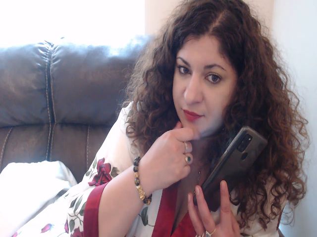 Live sex webcam photo for MilenaDivine #268688733