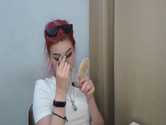 Live sex webcam photo for KateKoss #268685217