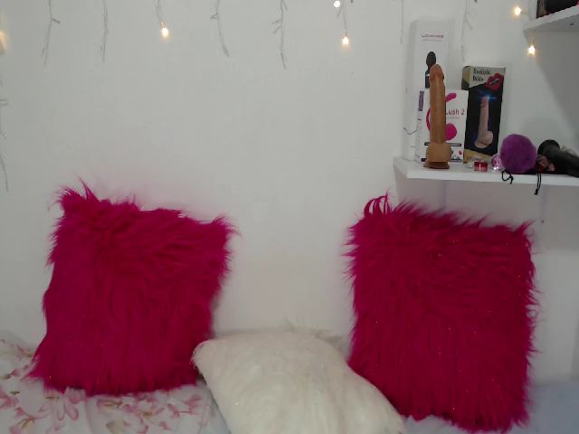 Live sex webcam photo for daddys_girl_x #268695052